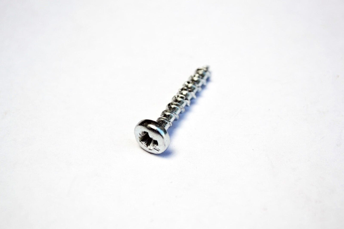 4 x 25 POZI CSK CHIPBOARD SCREW BZP (8g) - Box of 200